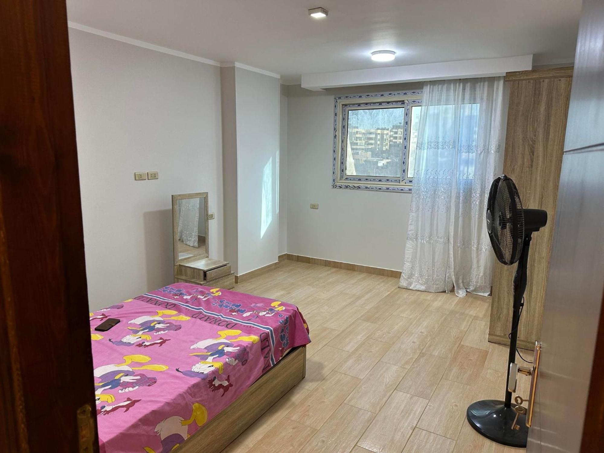 Comfy And Luxurious In Mansheyt El-bakry East Apartment Kairo