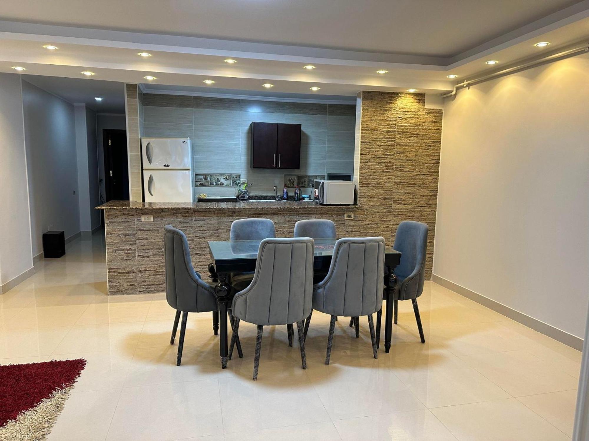 Comfy And Luxurious In Mansheyt El-bakry East Apartment