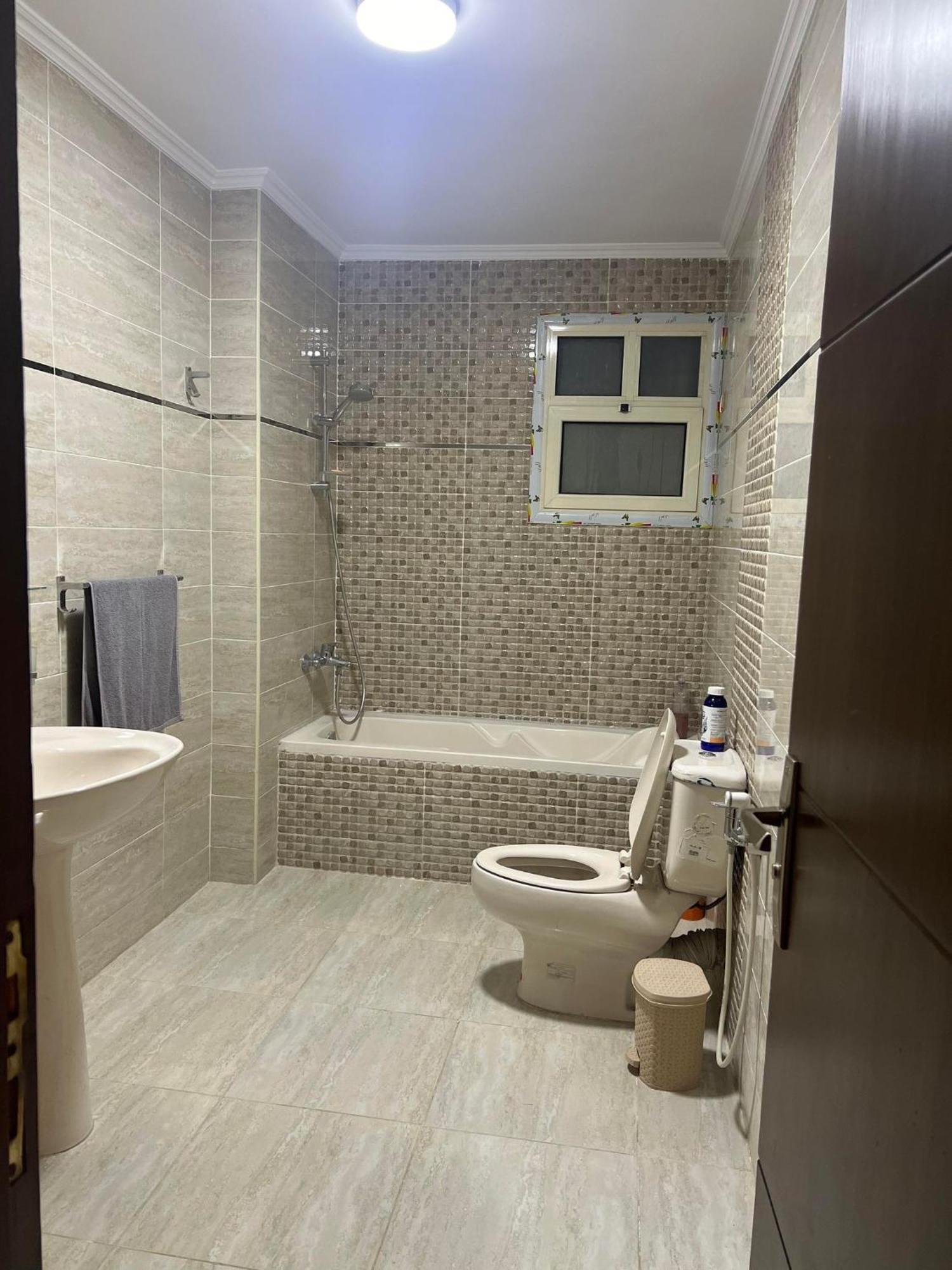 Apartment Comfy And Luxurious In Mansheyt El-bakry East Kairo