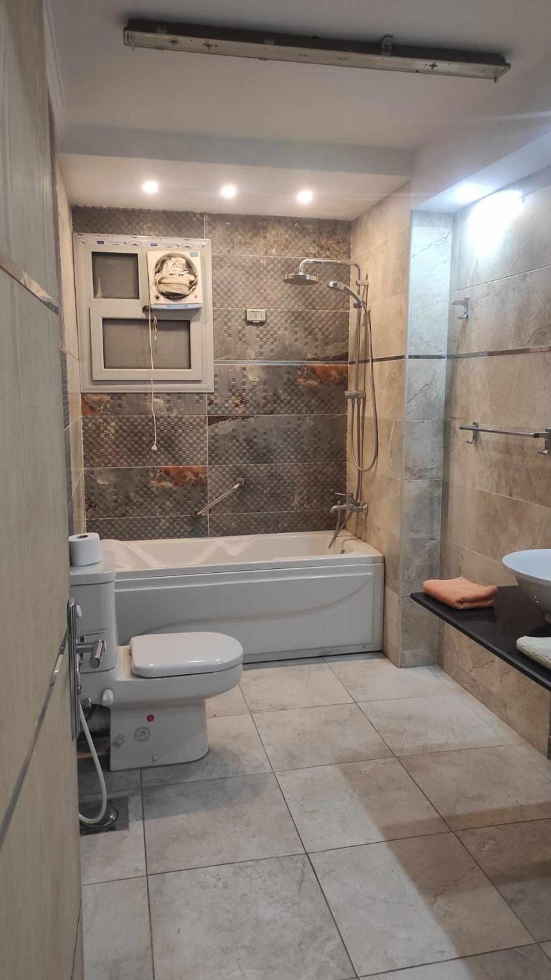 Apartment Comfy And Luxurious In Mansheyt El-bakry East Kairo